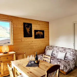 studio-lumineux-avec-balcon-4-5-personnes.hotels-rhonealpes.com/