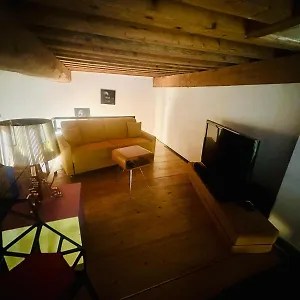 esprit-loft-design-hyper-centre-lyon-1er.hotels-rhonealpes.com/