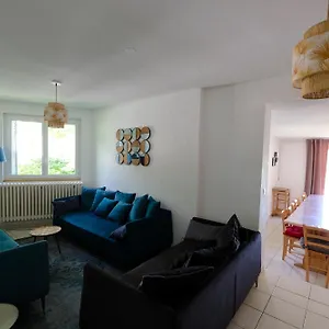 gite-des-rosiers.hotels-rhonealpes.com/